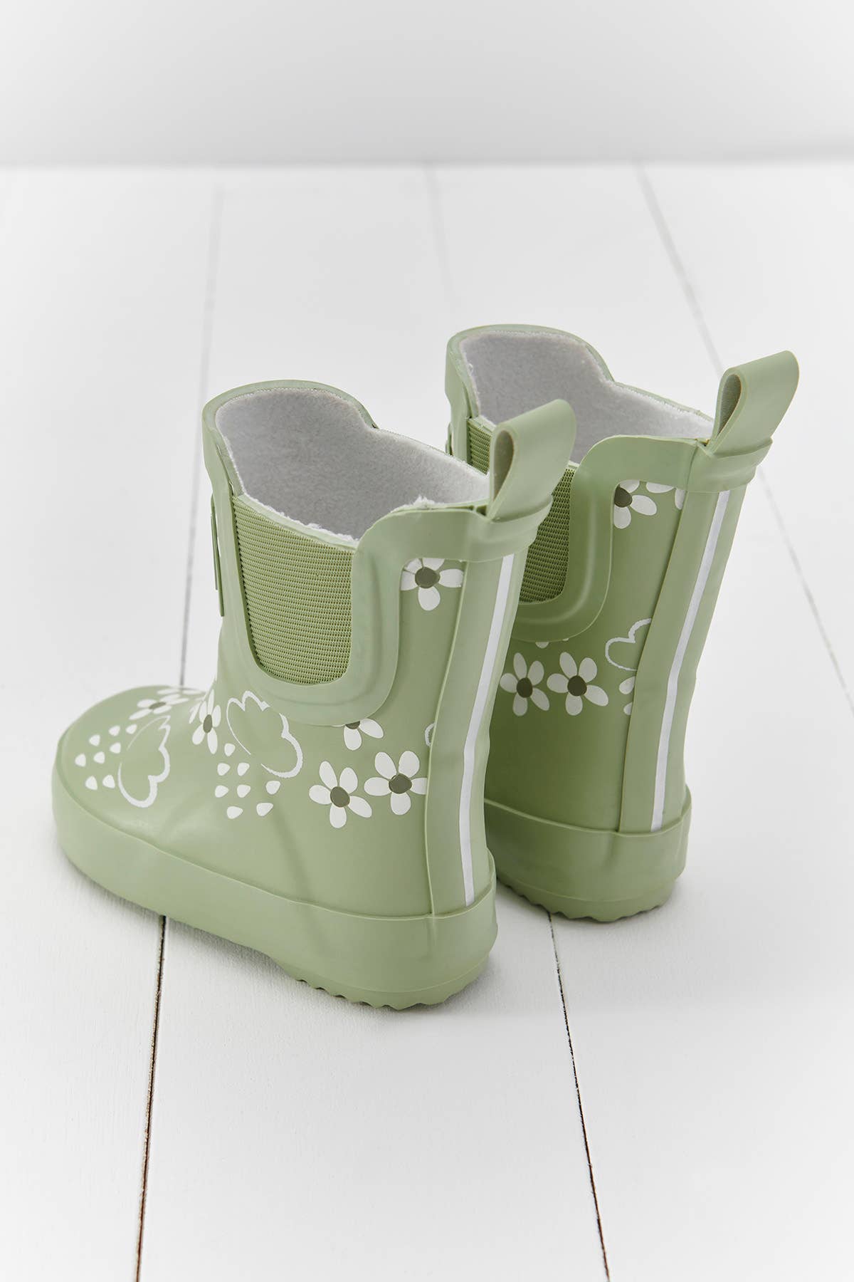 Grass & Air - Spring Green Floral Short Color-Changing Kids Rainboots