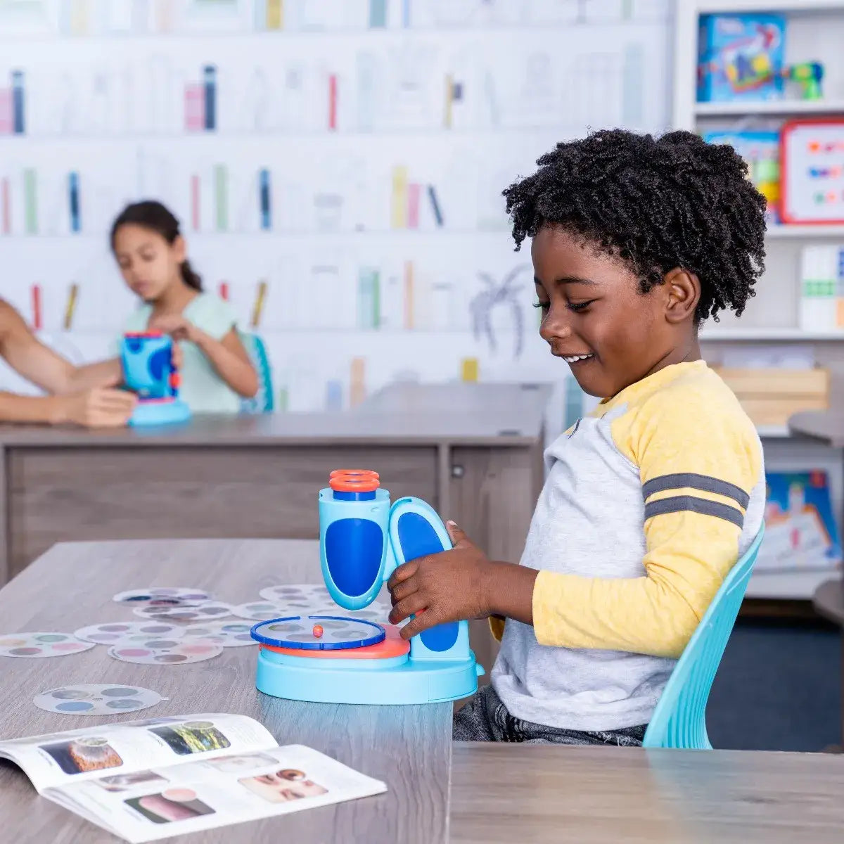 Learning Resources - Geosafari® Jr. Kidscope™