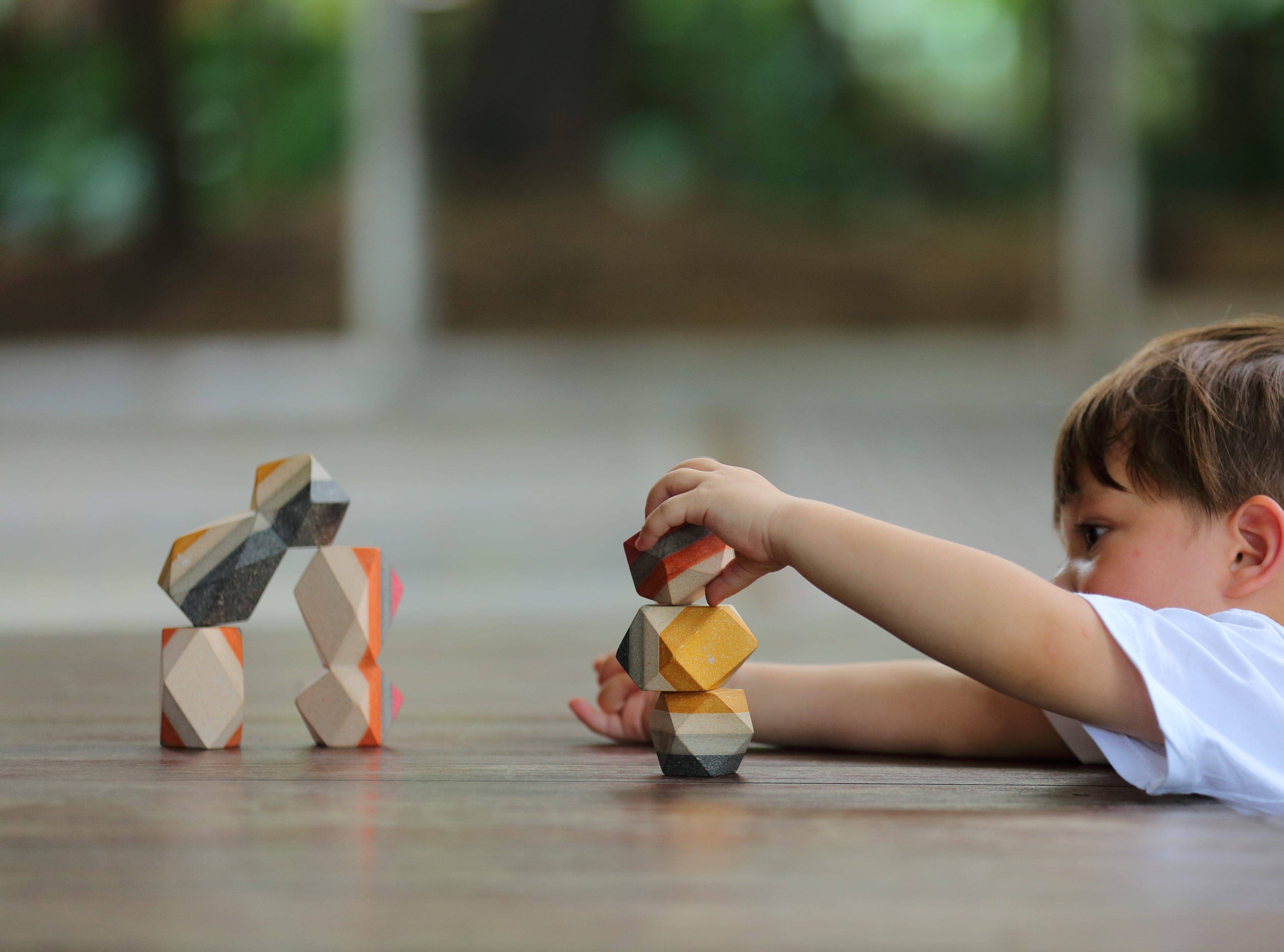 PlanToys - Geo Stacking Rock