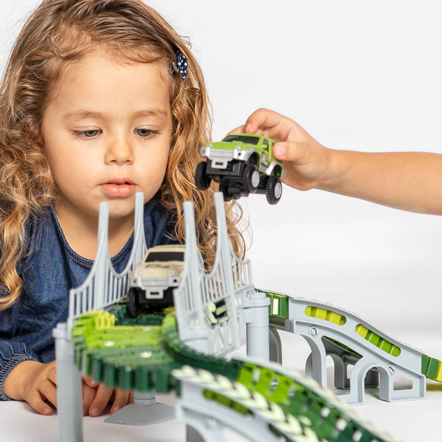 JitteryGit - 6 Piece Battery Power Toy Race Car Truck Jeep Collection Set