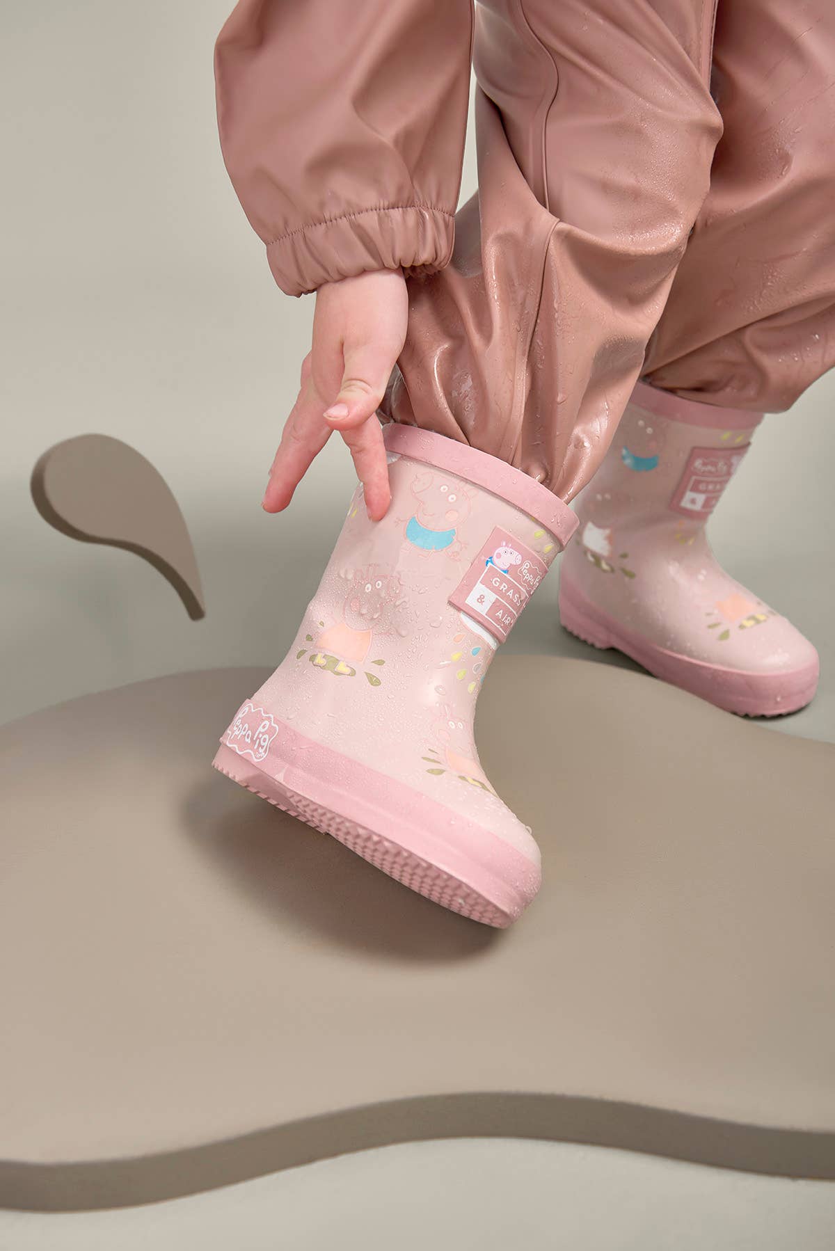 Grass & Air - Peppa Pig Pink Colour-Changing Kids Rainboots, Teddy Fleece