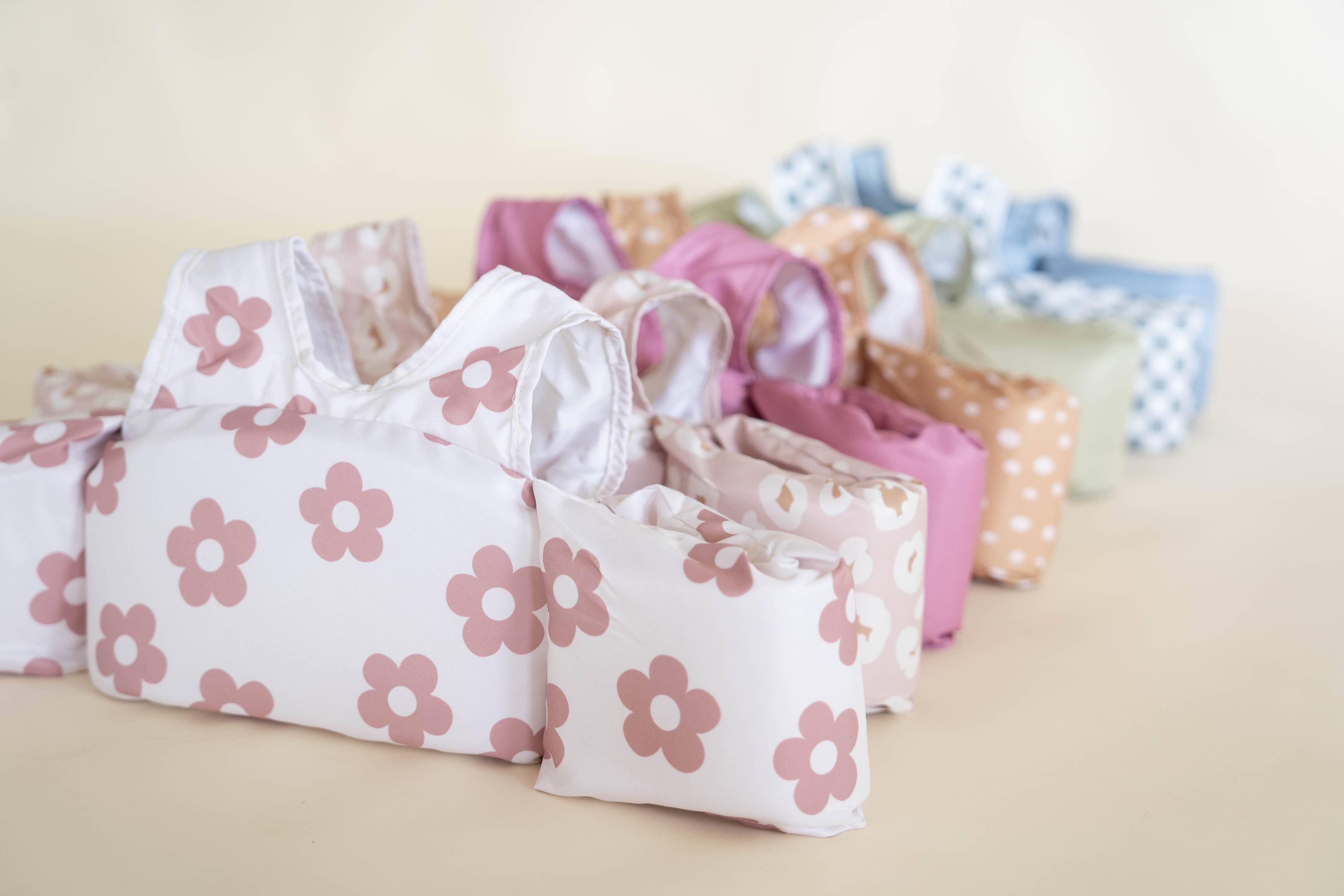 ava + oliver - Swim Float | Honeydew