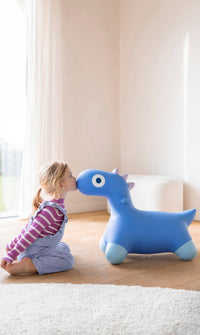 Quut Toys - Hoppi  A Bouncy Friend Just For You!