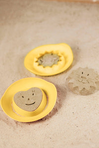 Quut Toys - Beach Set -  Mini Ballo, Cuppi and Magic Sand Shape
