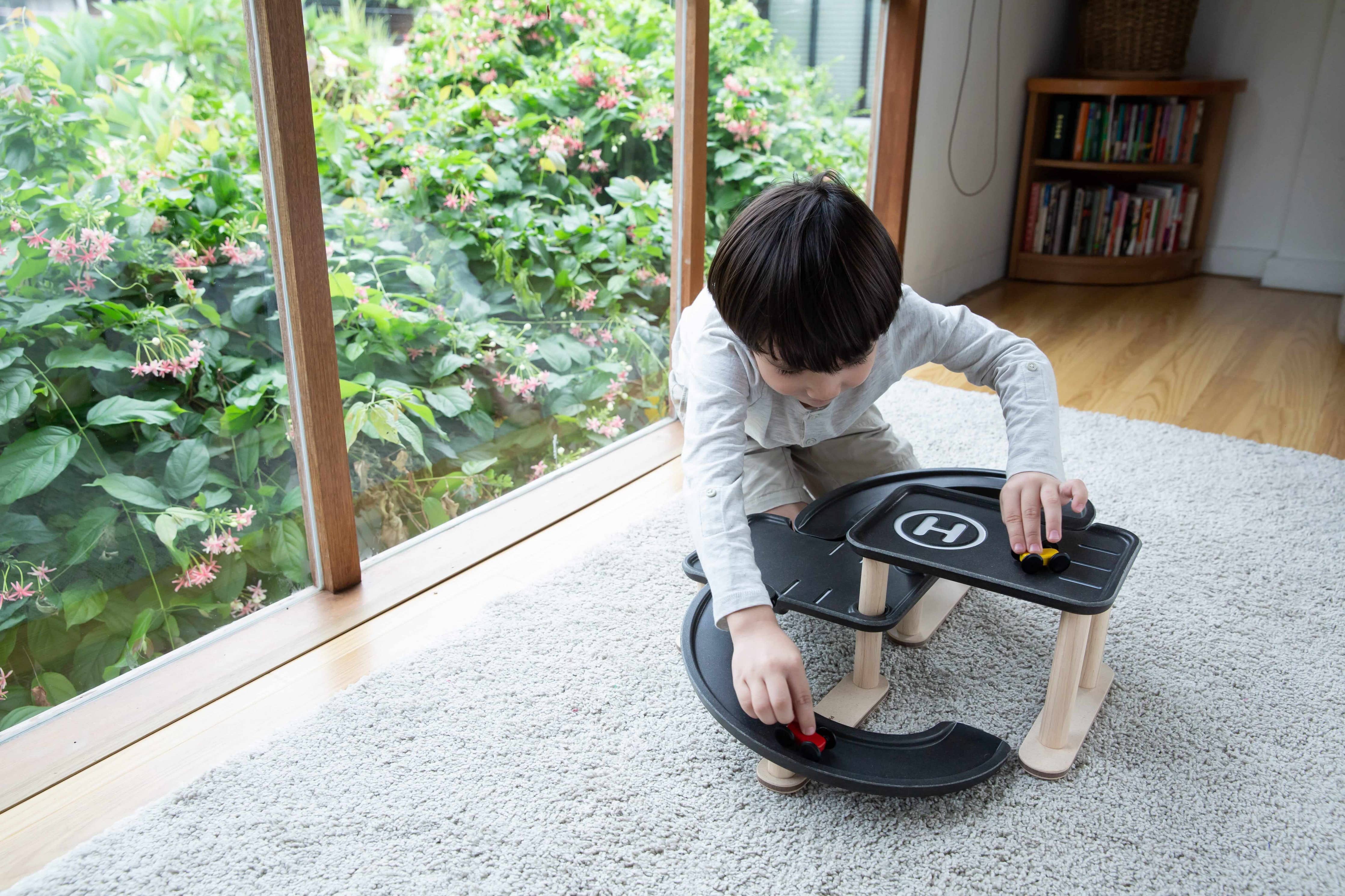 PlanToys - Race And Play Parking Garage