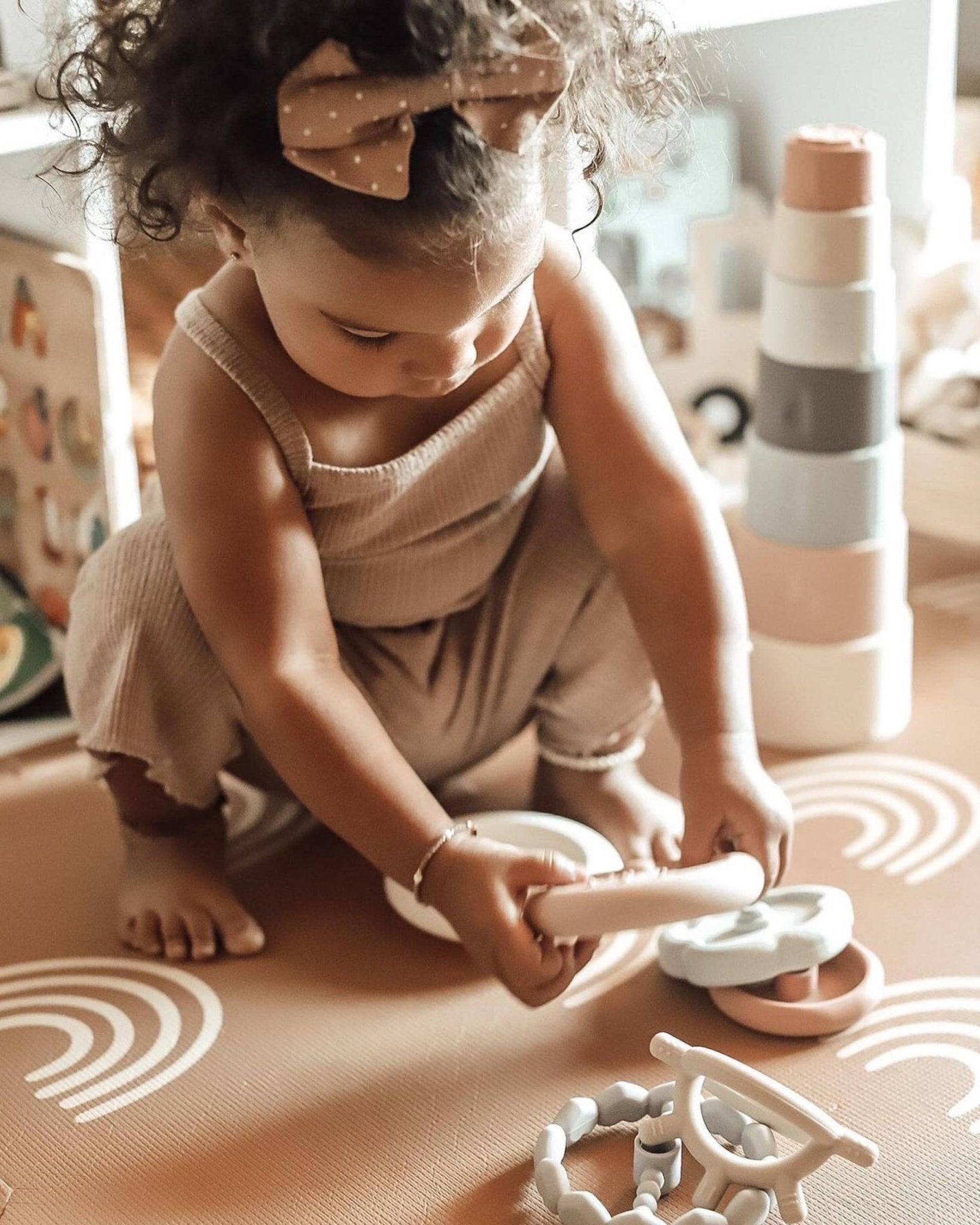 Ali+Oli - Soft Silicone Stacking Ring Tower (6-pc) Sun - Little Stars Toy Store & PlayhouseAli+Oli