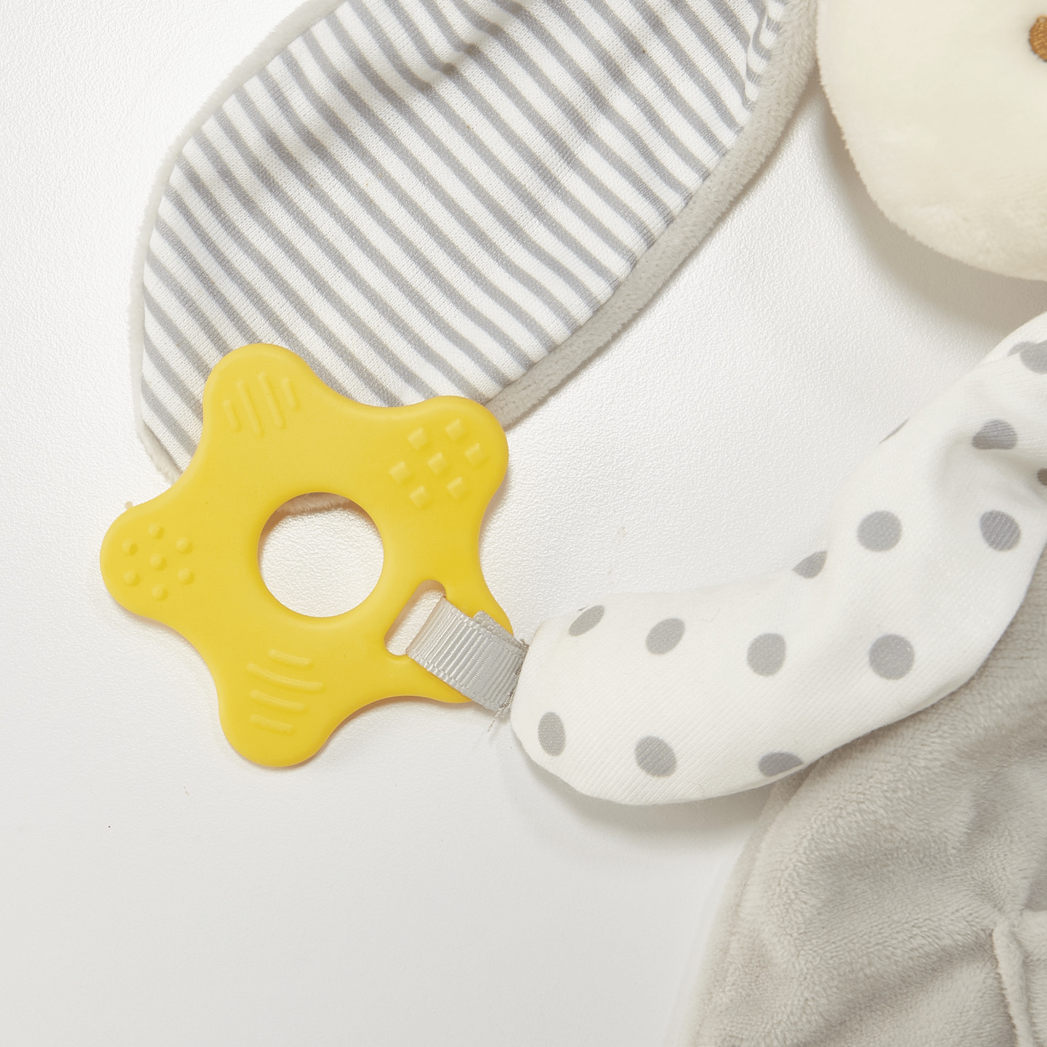 Bunnies By the Bay - Bloom's Activity Toy - Little Stars Toy Store & PlayhouseBunnies By the Bay