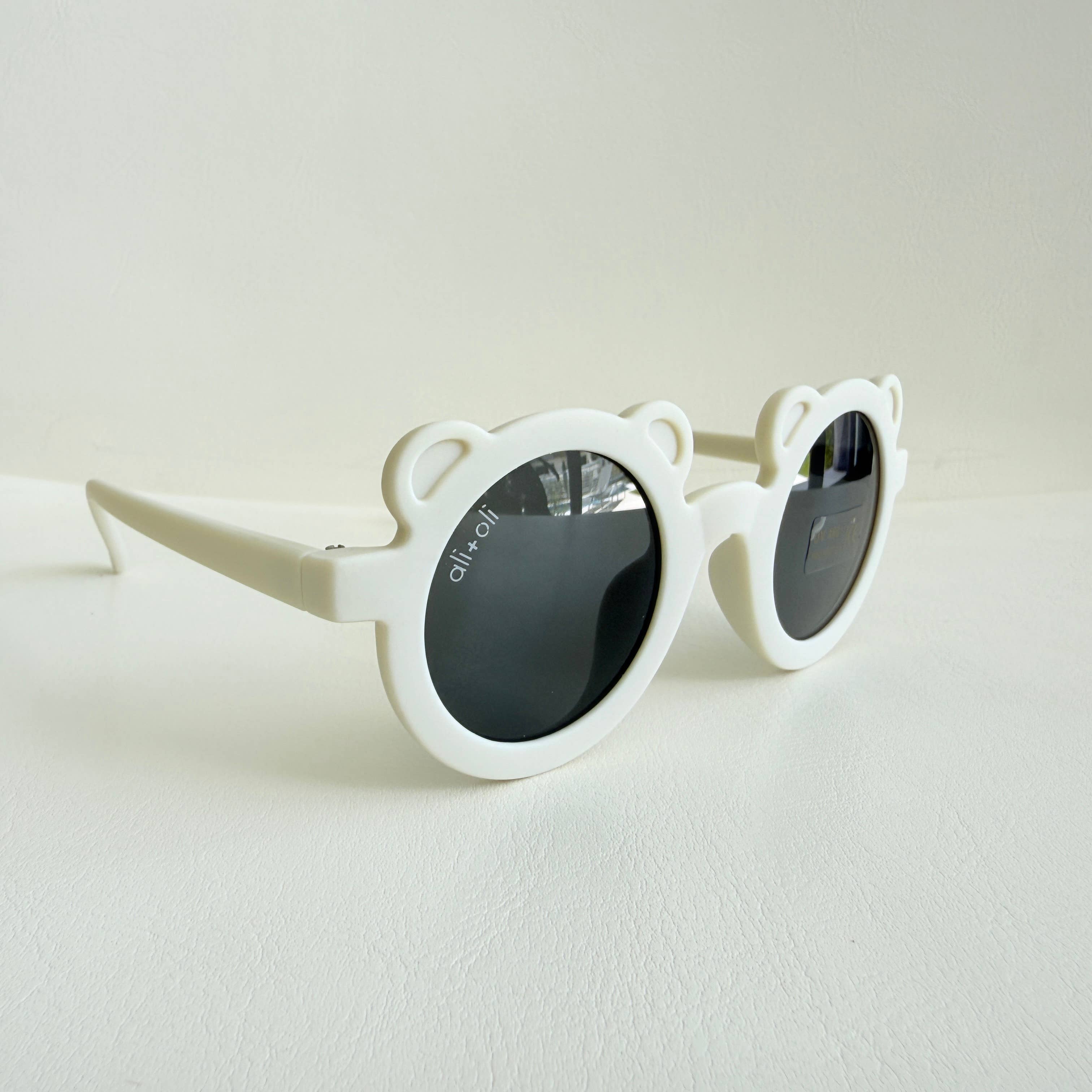 Ali+Oli - Kids Sunglasses Round (Bear Beige)