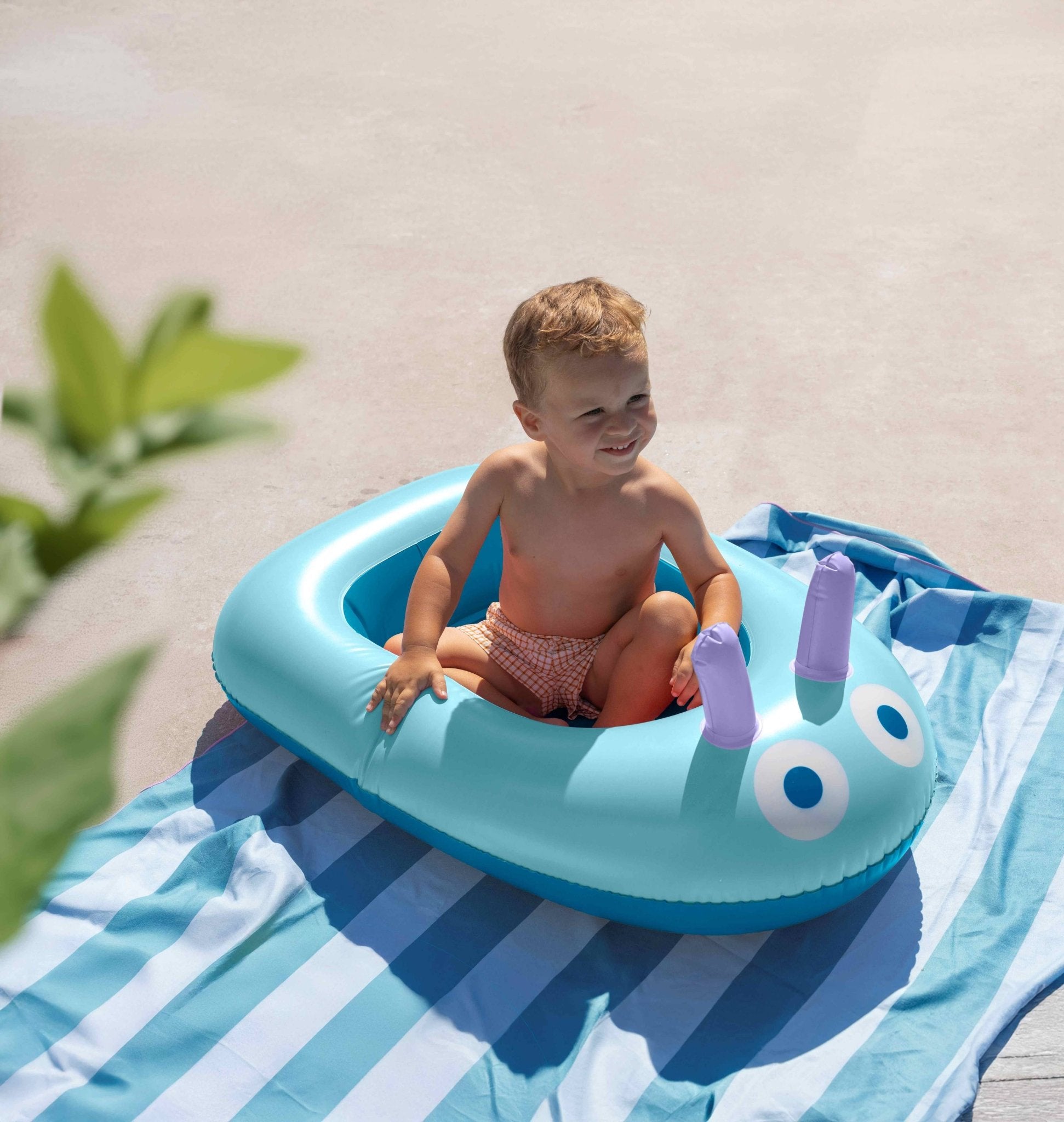 Quut Toys - Inflatable Boat - Little Stars Toy Store & PlayhouseQuut Toys